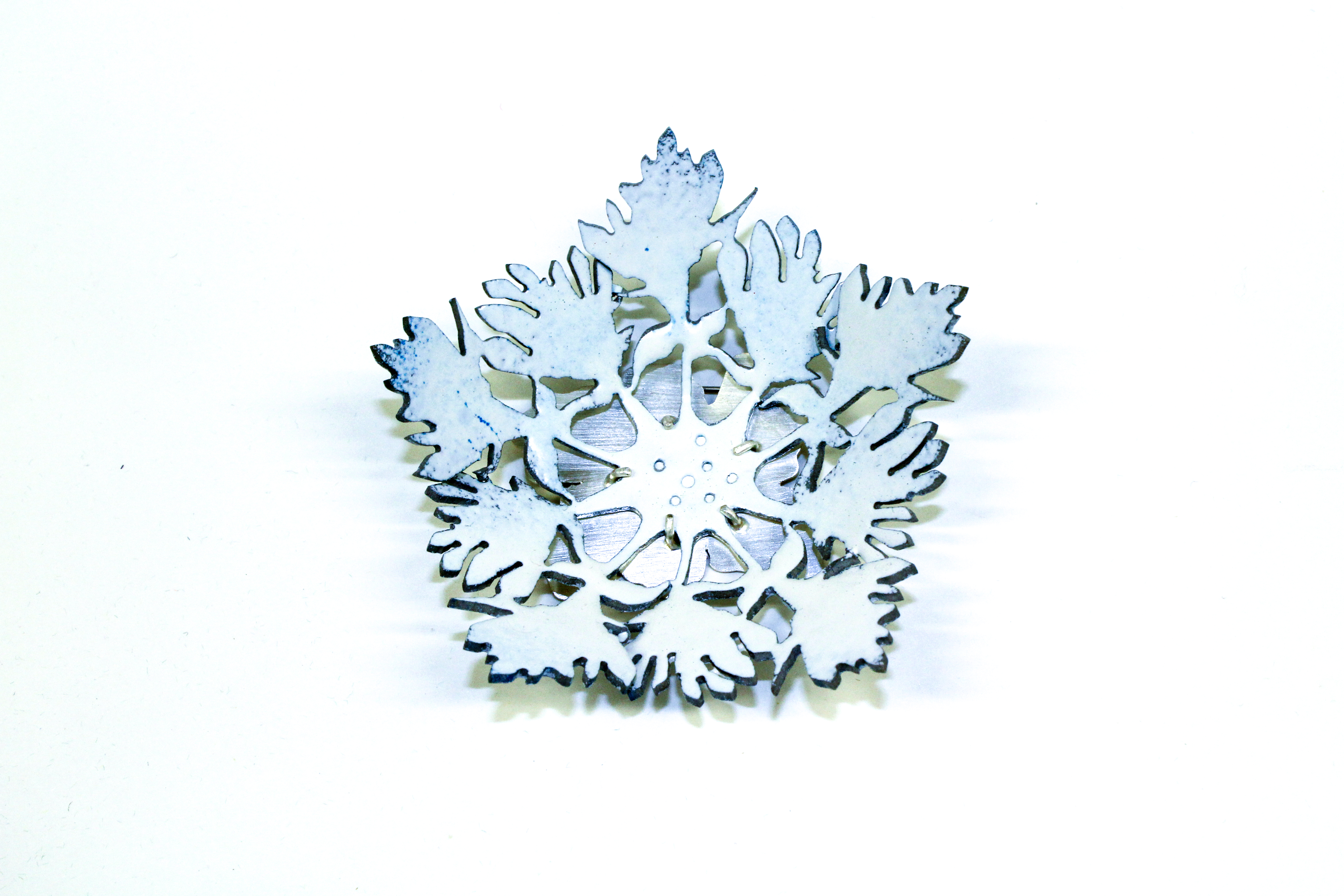 posy-brooch-white-sterling